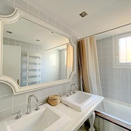 Iris Backcroisette Appartement