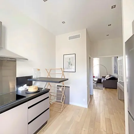 Iris Backcroisette Appartement